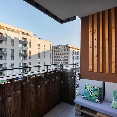 Osiedle Avia Cosy By Bookinghost Appartamento Cracovia