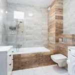 Apartamento Osiedle Avia Cosy By Bookinghost *